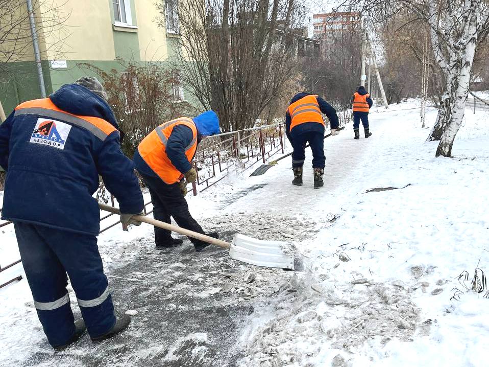 uborka snega dvorniki ai