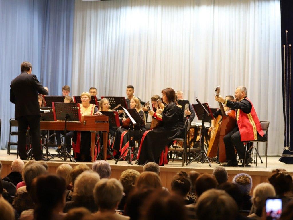 orkestr narodnykh instrumentov filarmonia ai