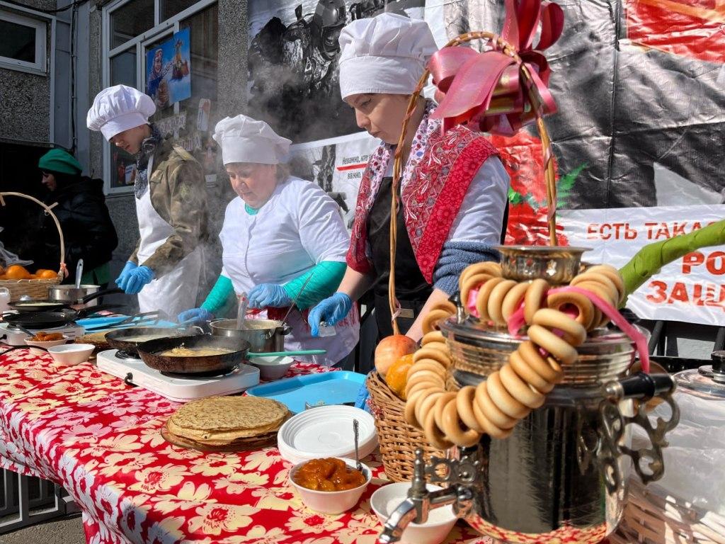 maslenitsa dni russkoy kuhni ai