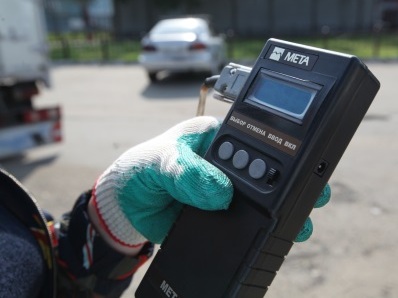 В Иркутске еженедельно проводят замеры токсичности выхлопных газов автомобилей