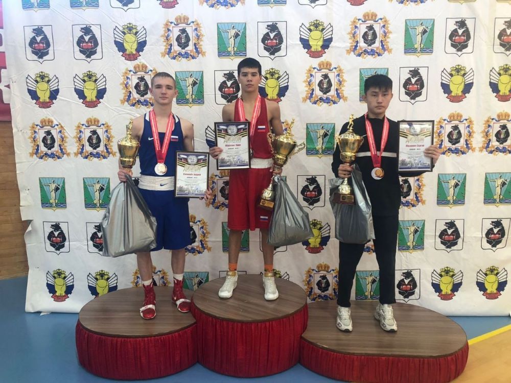 Боксеры Приангарья завоевали три медали на международных соревнованиях в Комсомольске-на-Амуре