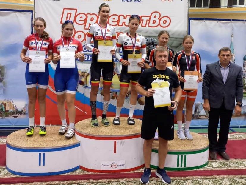 Усольчанки заняли второе место на первенстве России по велоспорту на треке