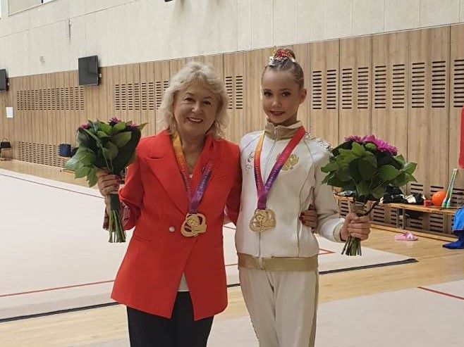 Ника Резник завоевала четыре золотые медали на международных соревнованиях по художественной гимнастике