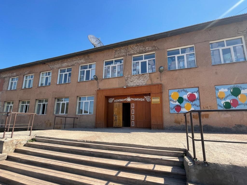 Губернатор: Ремонт культурно-досугового центра в поселке Янталь необходимо завершить до 1 ноября