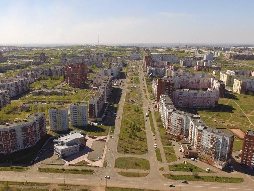 В Братске завершается строительство сквера в Центральном районе