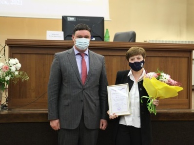 Мэр Иркутска наградил деятелей науки на заседании координационного научного совета при губернаторе