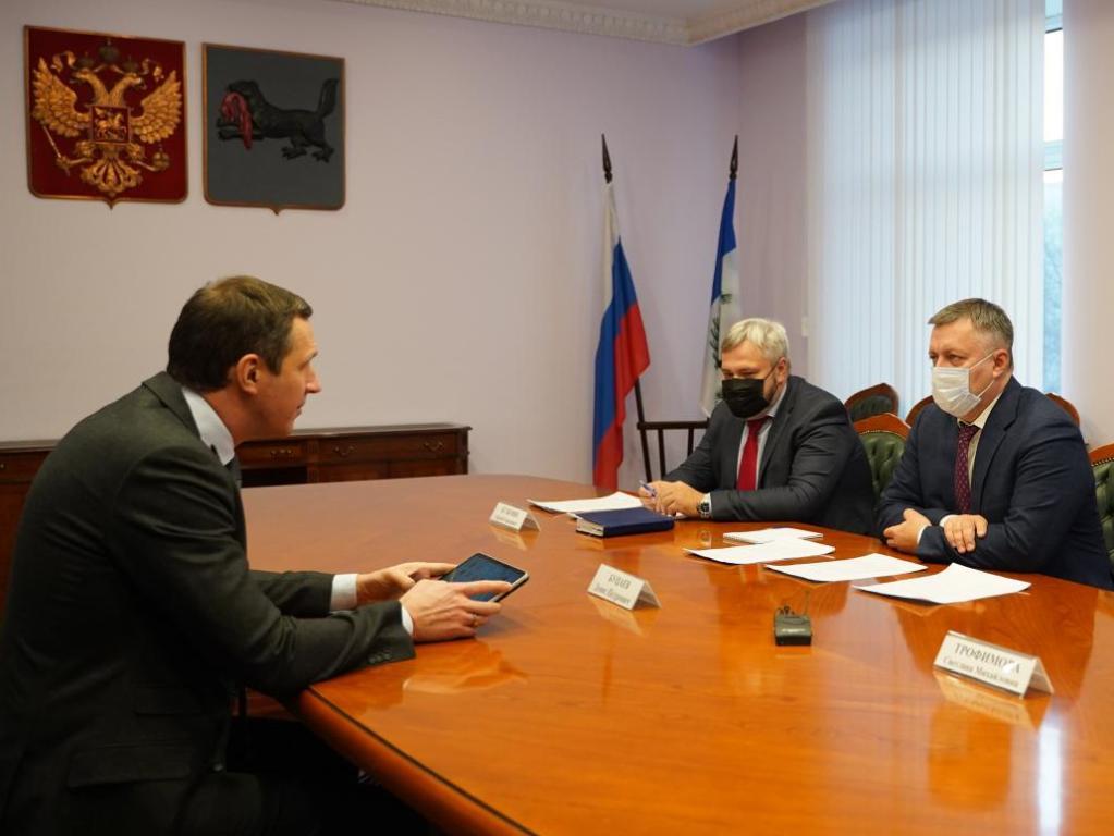 Игорь Кобзев и Денис Буцаев обсудили вопросы обращения с ТКО в Иркутской области