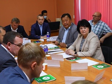 Кузьма Алдаров и Ольга Носенко приняли участие в заседании Правления Палаты муниципальных районов АМО