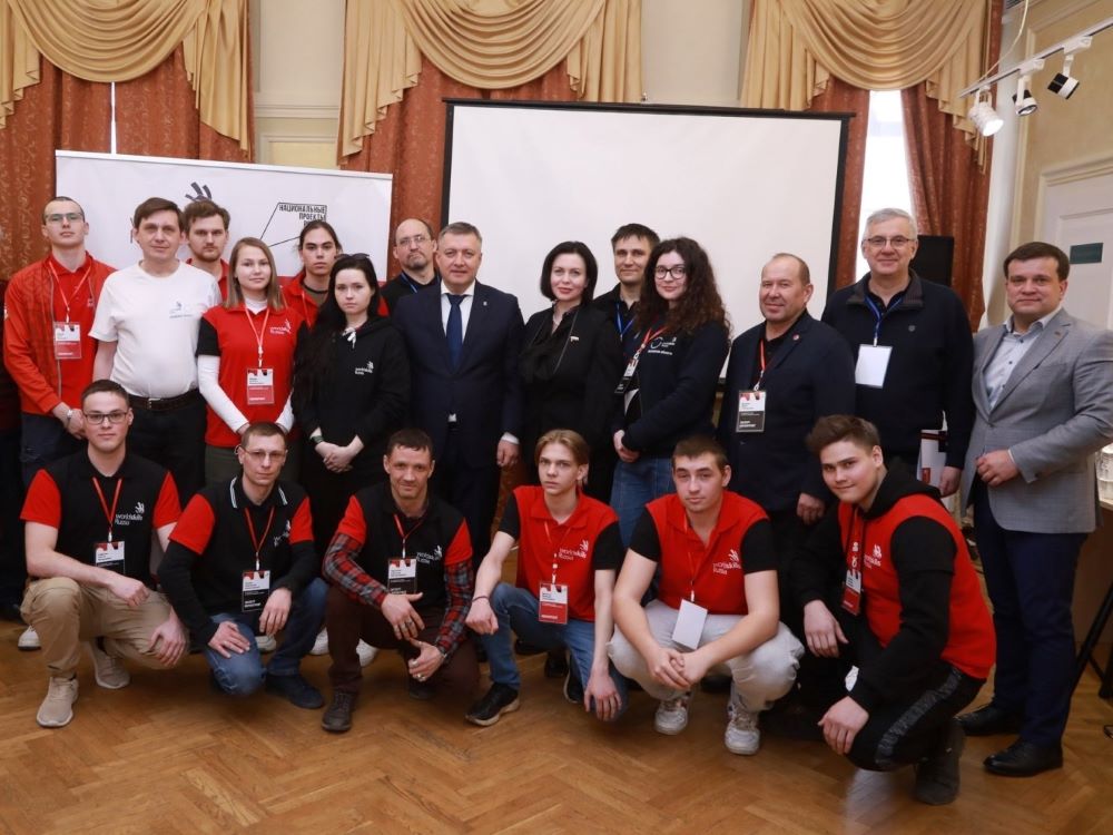 Губернатор открыл итоговые соревнования чемпионата «Молодые профессионалы»