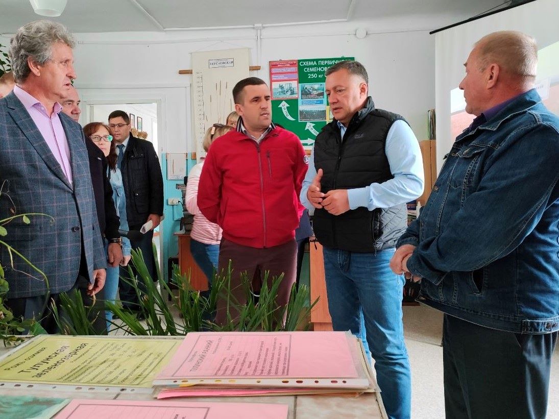 Игорь Кобзев поручил определить основные позиции Стратегии развития семеноводства  Иркутской области
