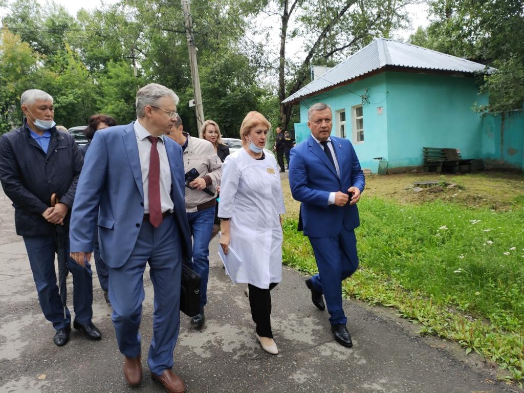 Губернатор провел совещание по строительству эндокринологического центра в Иркутске