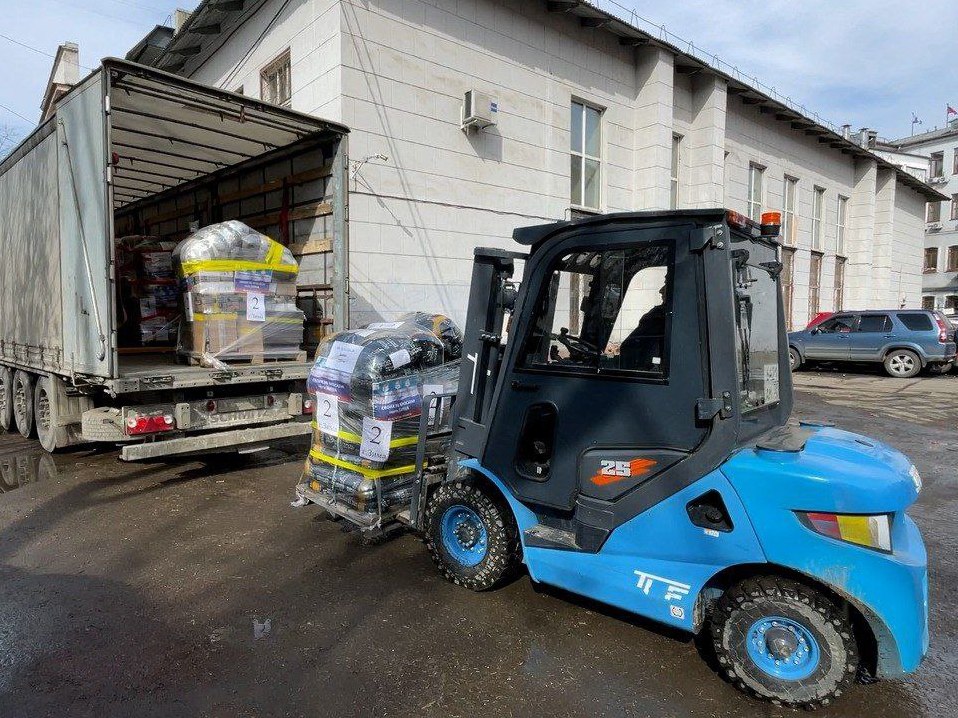 Из Иркутска в зону СВО отправили около 15 тонн гуманитарной помощи