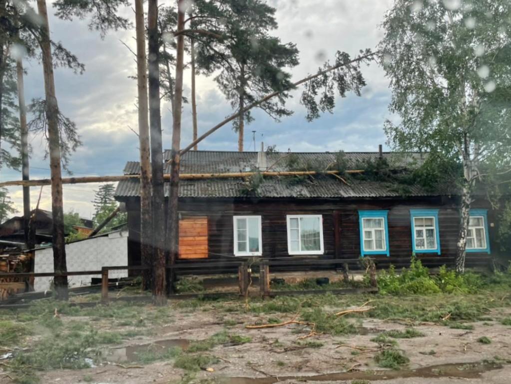 uragan katangski raion io