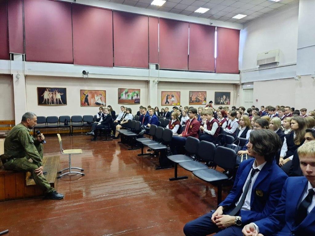 vstrecha uchastnik svo ai