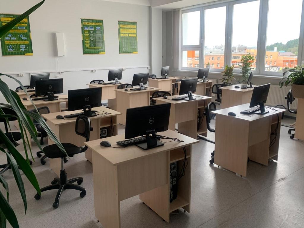 komp klass io
