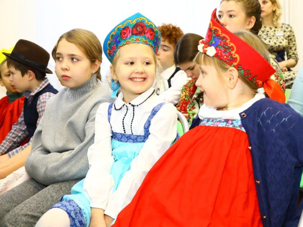 chitaem pushkina ai