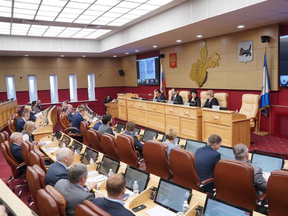 65 сессия областного парламента проходит сегодня под руководством Александра Ведерникова