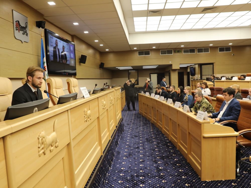 Фото: Лора Гулл molodezhnii parlament zs
