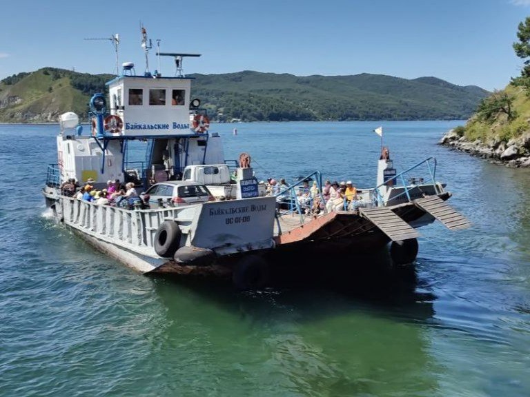 parom listvyanka port baikal io
