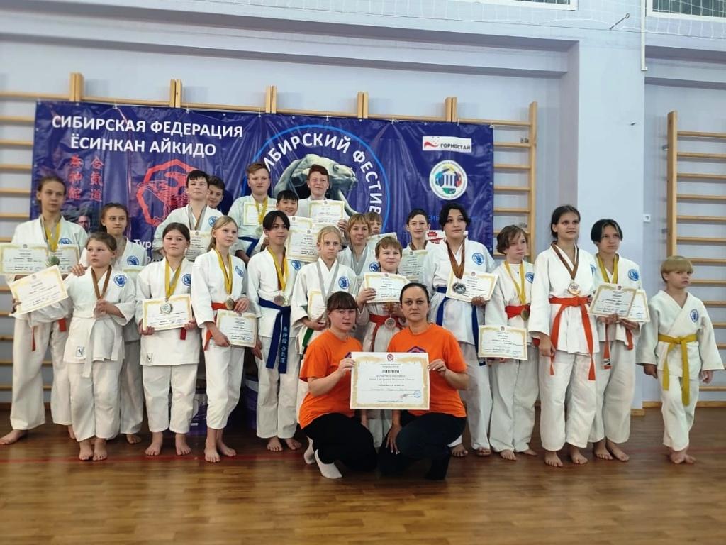 35 медалей завоевали спортсмены Иркутска на I Урало-Сибирском фестивале айкидо