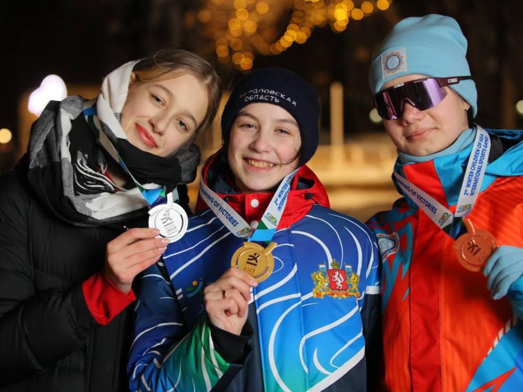 Конькобежцы Приангарья завоевали 11 медалей на II Международных играх «Дети Азии»