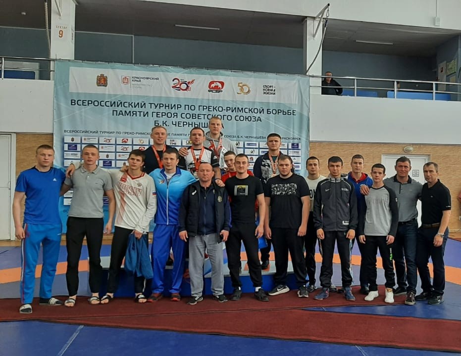 Шесть медалей завоевали спортсмены Иркутской области на всероссийском турнире по греко-римской борьбе