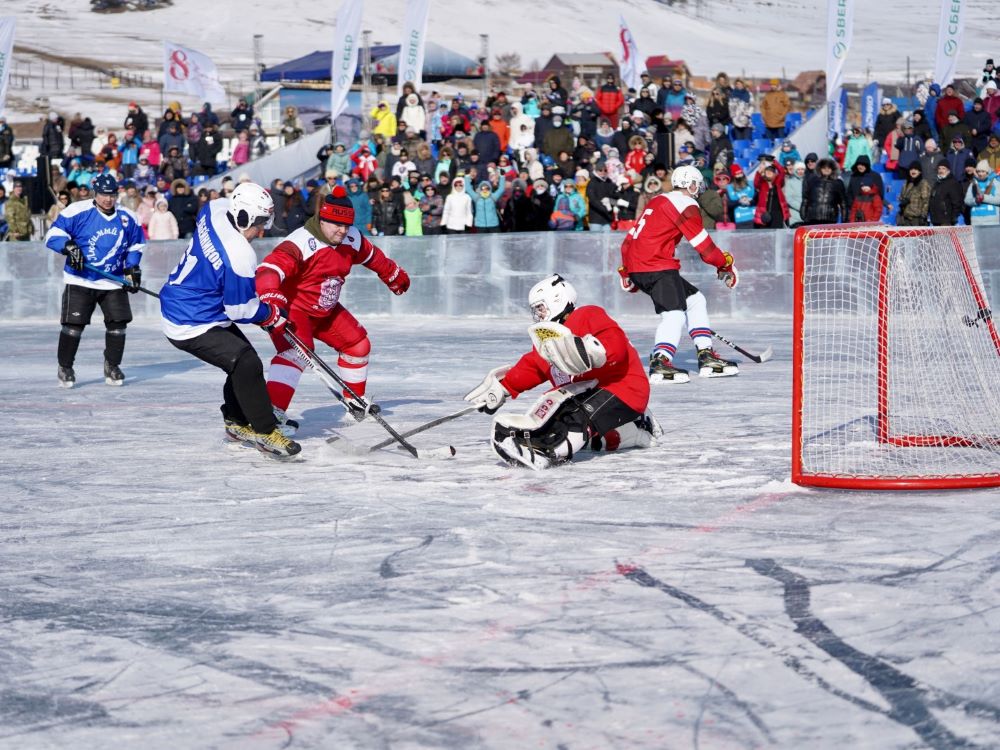 8 марта на льду Байкала вновь пройдет матч с участием звезд хоккея с шайбой