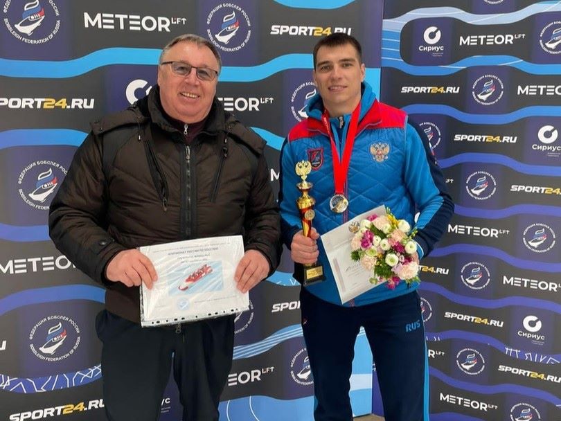 Максим Жестянкин выиграл «серебро» чемпионата России по бобслею