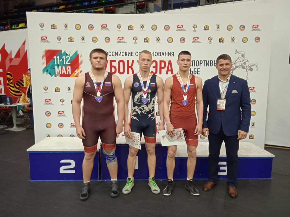 Шесть медалей выиграли борцы Прибайкалья на всероссийских соревнованиях
