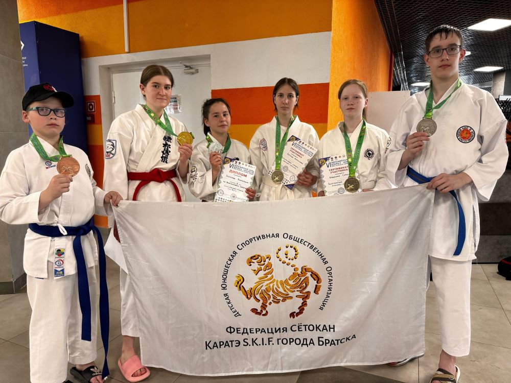Спортсмены Братска завоевали семь медалей на соревнованиях по всестилевому карате в рамках VI Открытых Евразийских игр боевых искусств