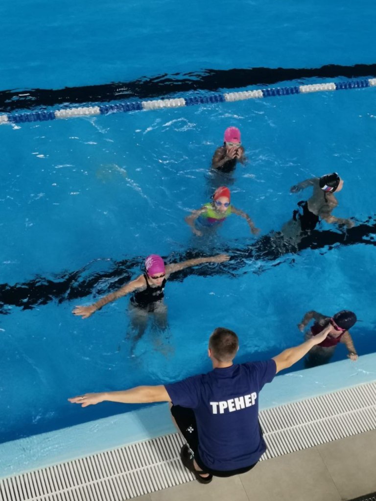 plavanie sektsia lider ai