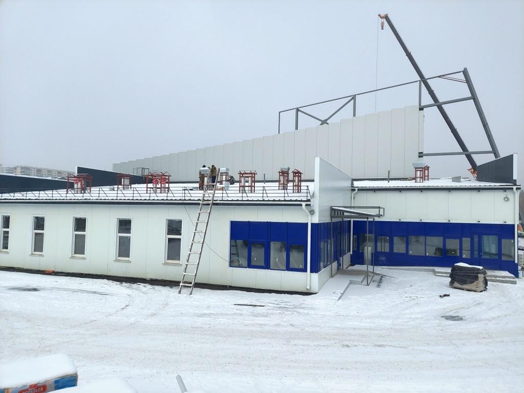 Строительство крытого ледового катка в Иркутске планируется завершить в декабре