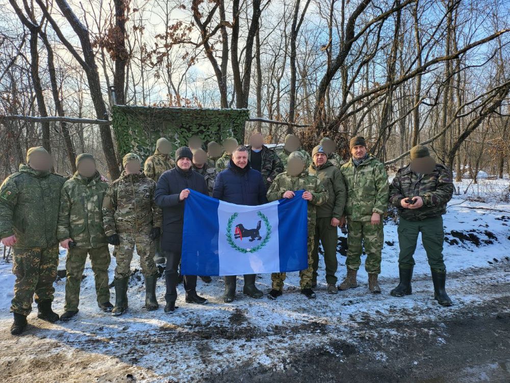 Игорь Кобзев поздравил бойцов в зоне СВО