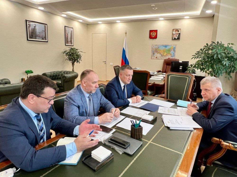 Игорь Кобзев и Андрей Николаев обсудили дополнительную заявку региона на участие в федеральной программе капремонта школ