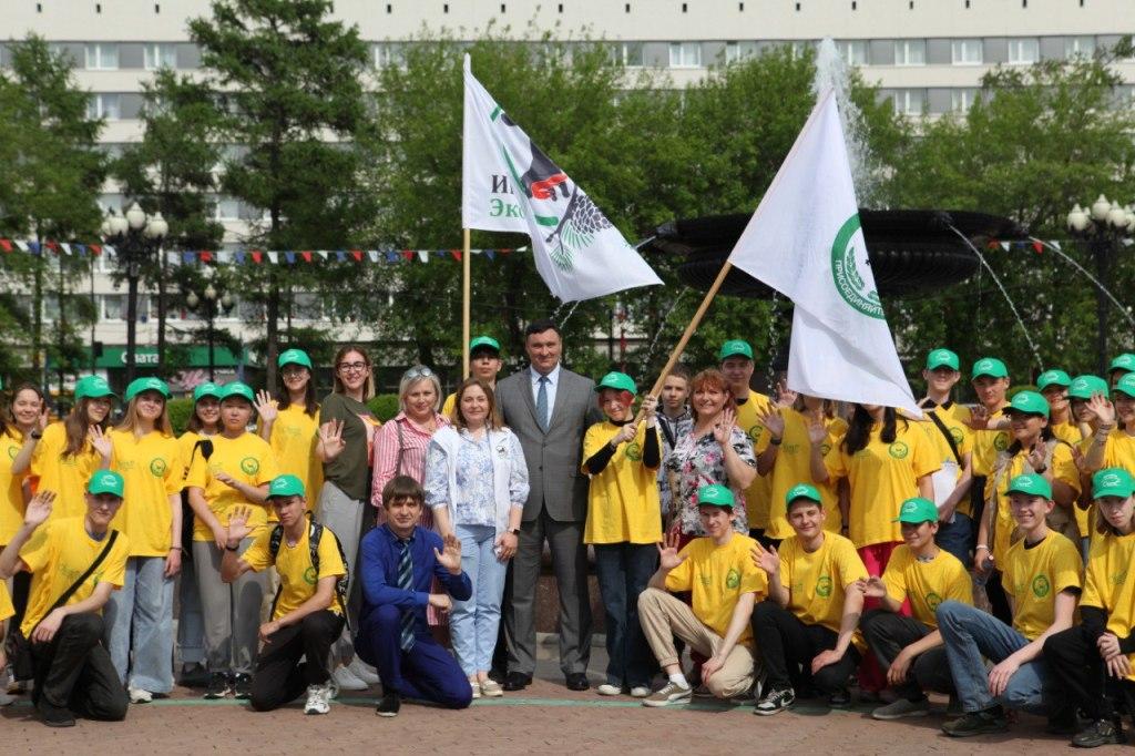В Иркутске начали работать экологические отряды мэра