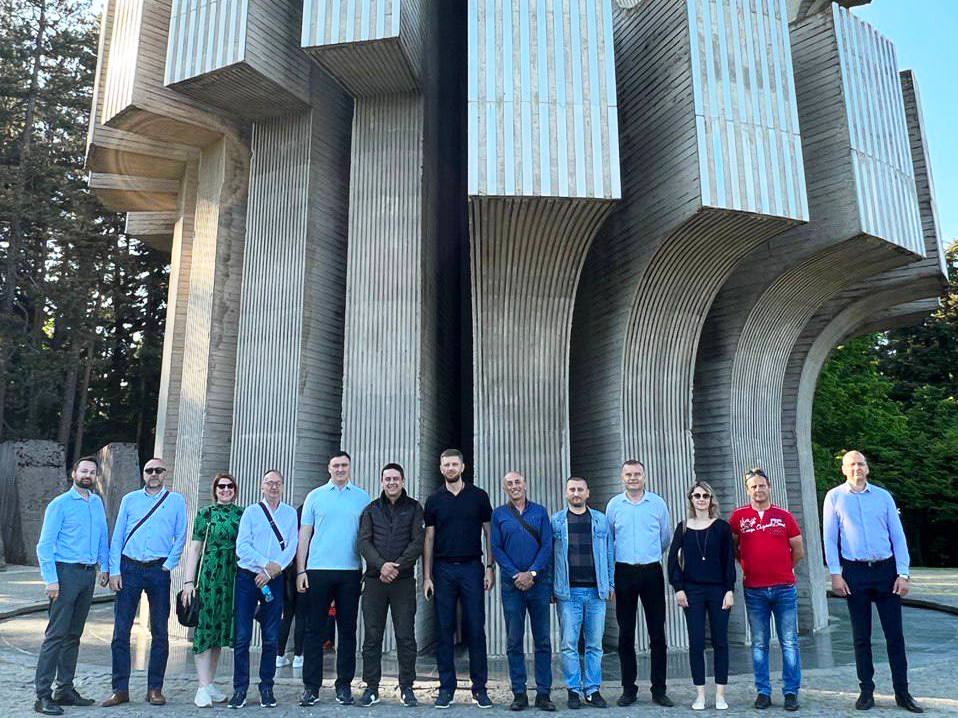 bolotov priedor ai