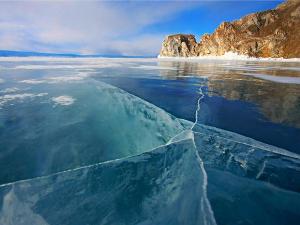 Байкал в объективе: как снимать озеро зимой